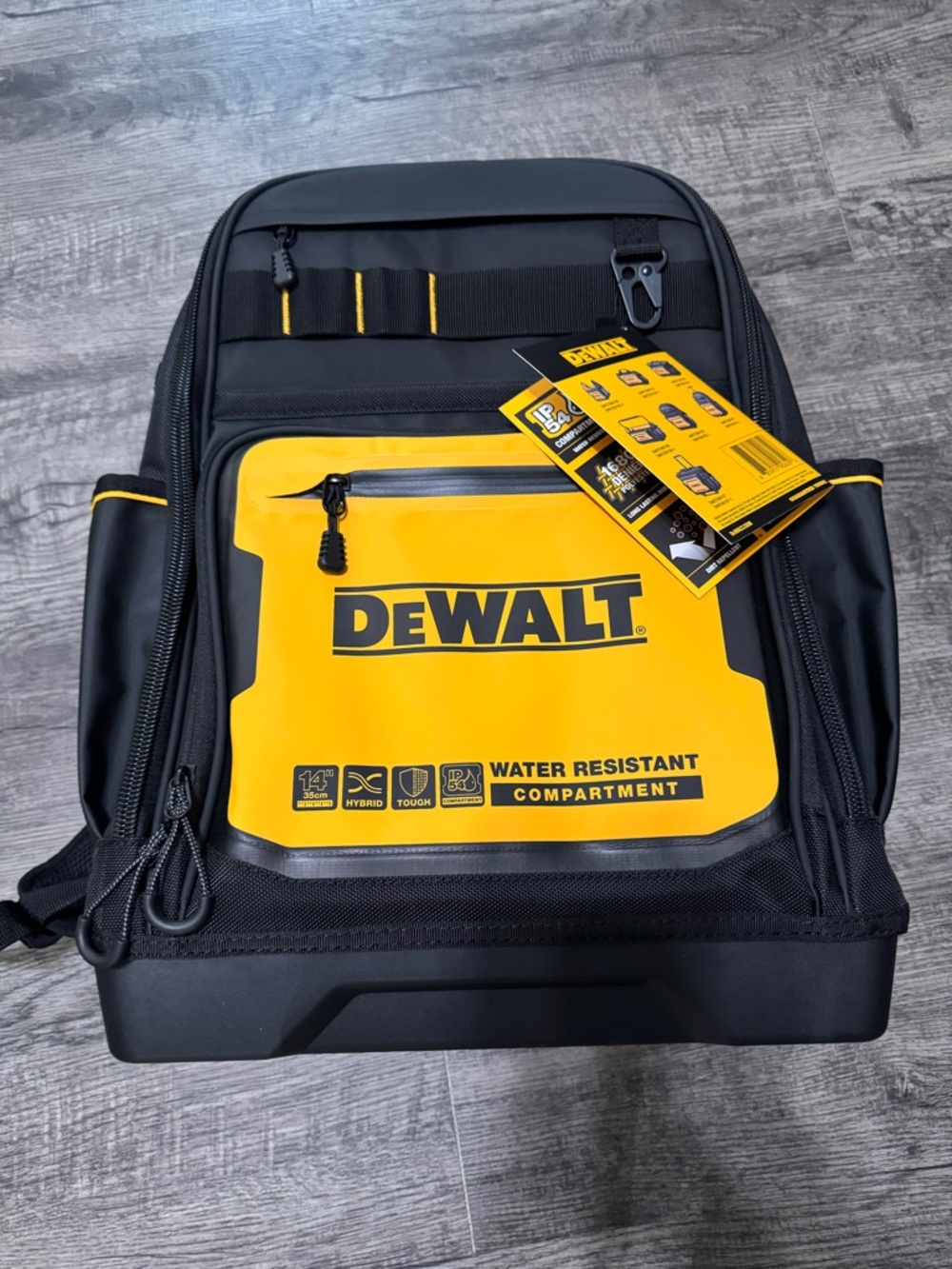 DeWalt Pro Backpack DWST560102 NWT 43-Pocket Tool Work Bag IP54 Waterproof New